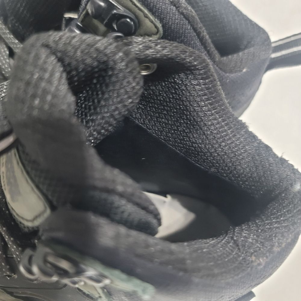 HOKA Boot Challenger Mid Goretex Size 8.5 shoes - Picture 4 of 16